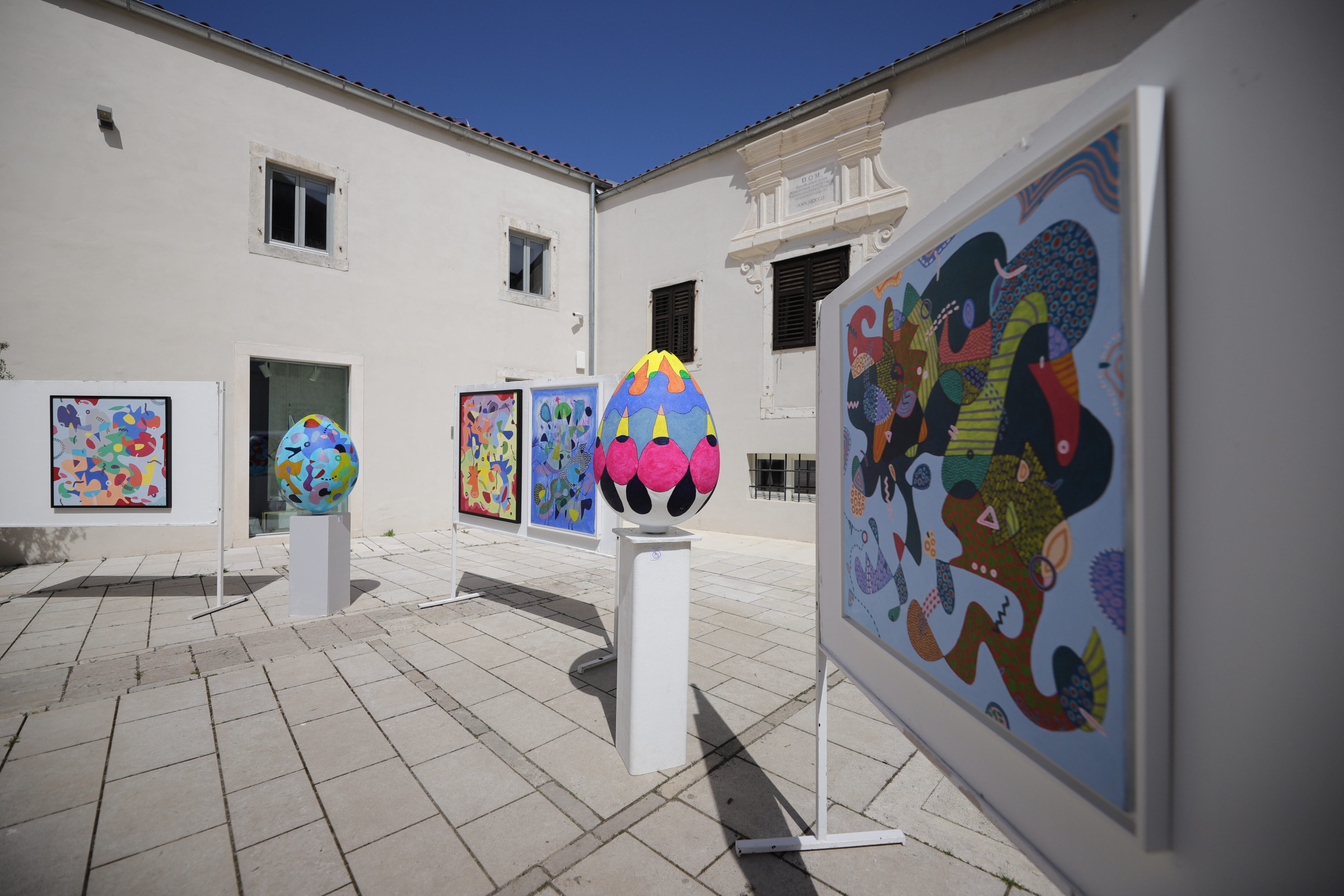 Uskrsna izložba u atriju palače Cedulin Uskrsna izložba u atriju palače Cedulin