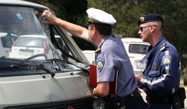 bralafil – 09.05.07. – zadar – prometna nesreca na bulevaru