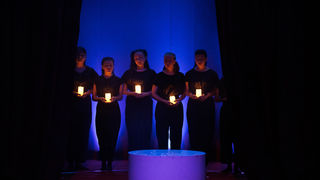 Igrajmo se: Zabranjeno mlađima od 15 strana A