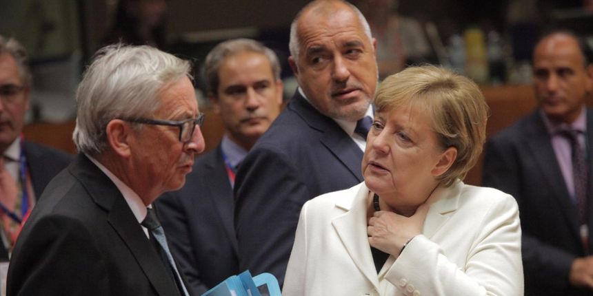 Jean-Claude Juncker, predsjednik Europske komisije, i Angela Merkel, kancelarka Savezne Republike Njemacke Jean-Claude Juncker, predsjednik Europske komisije, i Angela Merkel, kancelarka Savezne Republike Njemacke