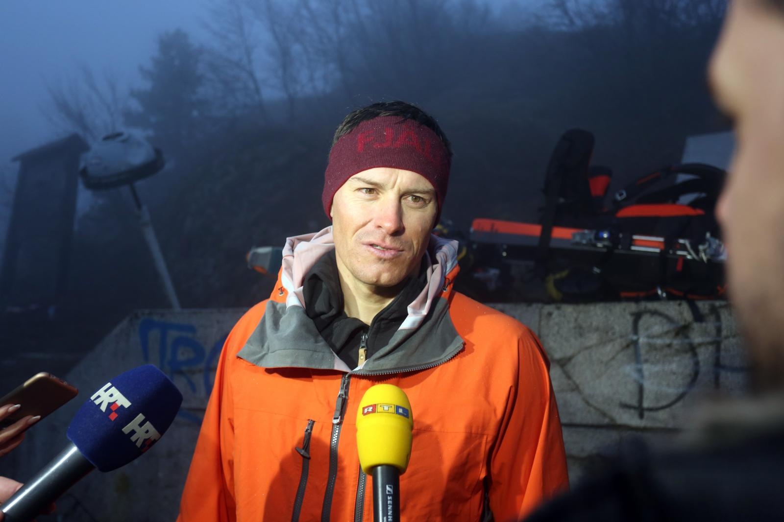 Ivica Kostelić s pripadnicima ZSS i SOD krenuo na osmodnevnu ekspediciju po Velebitu Ivica Kostelić s pripadnicima ZSS i SOD krenuo na osmodnevnu ekspediciju po Velebitu