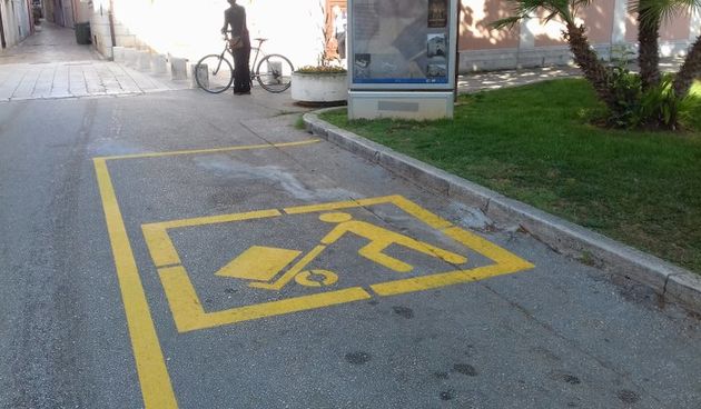 Pretovara mjesta, dostava