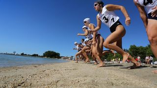 Na plaži u Zatonu kod Zadra održan je tečaj Hrvatskog crvenog križa za  djevojke i mladiće kako bi dobili licencu za spasioce na plažama Zadarske županije. Photo: Filip Brala/PIXSELL