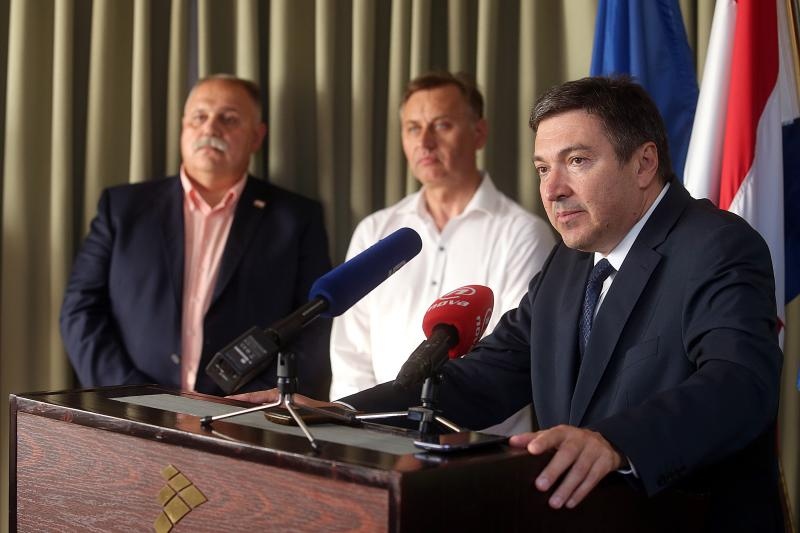 06.07.2015., Zagreb – Svecani docek kosarkasa do 19 godina koji su na svjetskom prvenstvu u Grckoj osvojili srebrnu medalju. Photo: Goran Stanzl/PIXSELL