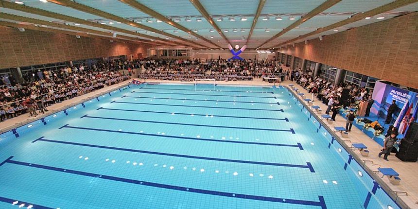 Svečano otvaranje bazena na Višnjiku (foto: Marin Gospić) Svečano otvaranje bazena na Višnjiku (foto: Marin Gospić)