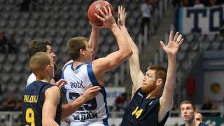HT Premijer liga, 2. kolo: KK Zadar – KK Zagreb 124-99 HT Premijer liga, 2. kolo: KK Zadar – KK Zagreb 124-99