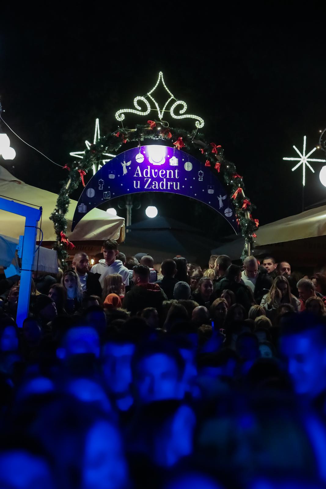 Koncertom grupe Dalmatino otveron Advent u Zadru 2022. Koncertom grupe Dalmatino otveron Advent u Zadru 2022.