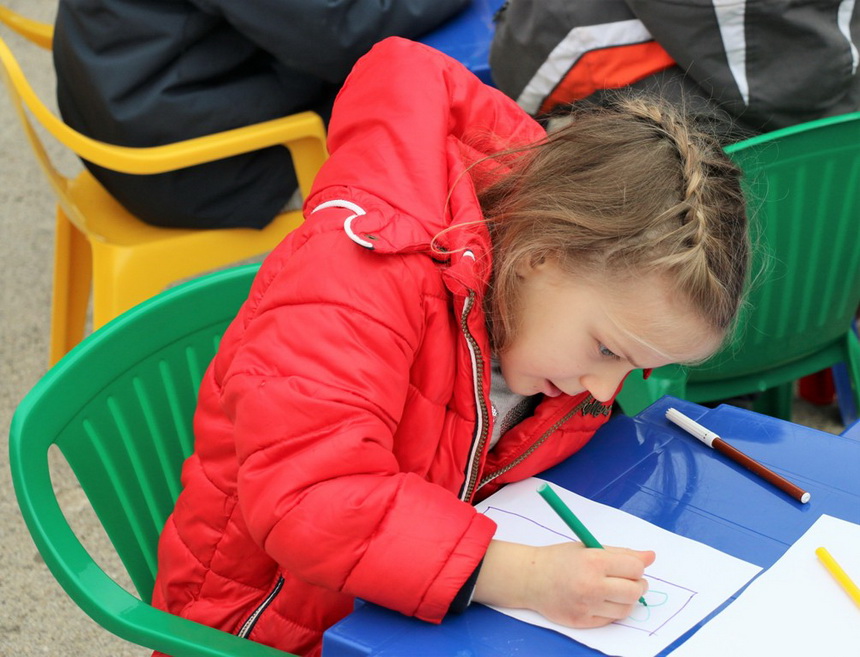 Sveti Nikola darivao mališane na Viru, Krampus bez posla Sveti Nikola darivao mališane na Viru, Krampus bez posla