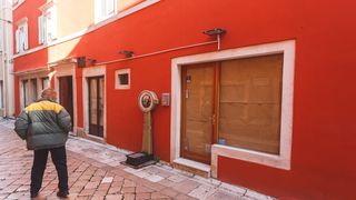 Zatvorene butige i poluprazan zadarski Poluotok Zatvorene butige i poluprazan zadarski Poluotok