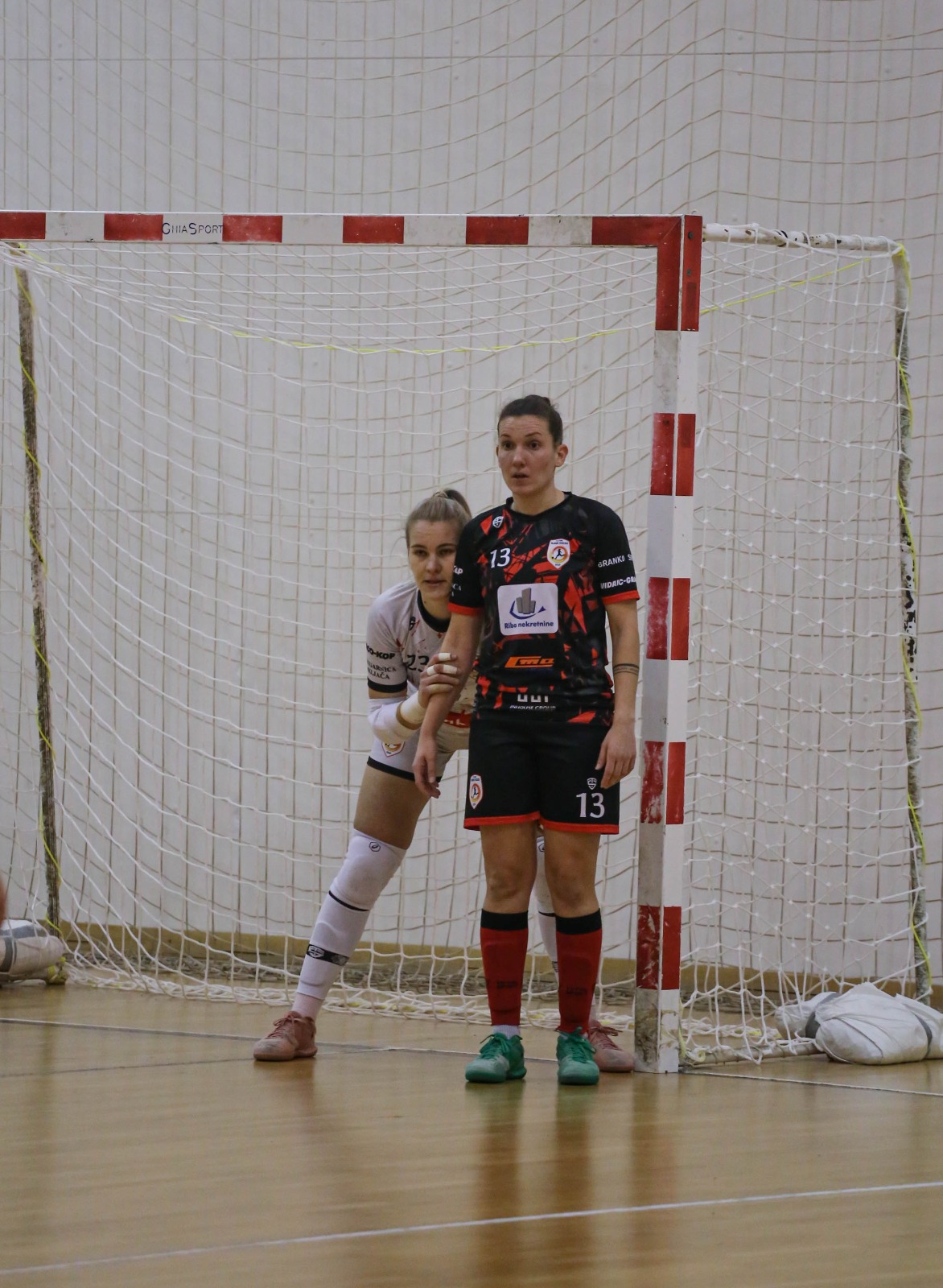 Futsal Super chicks – MC PLUS 2:5 Futsal Super chicks – MC PLUS 2:5