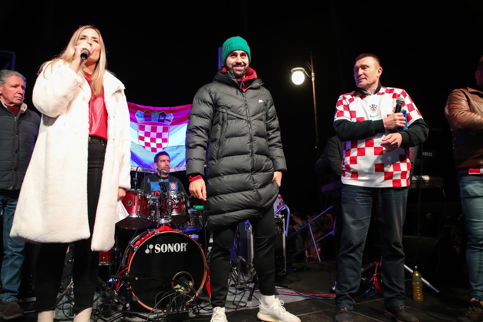 Veličanstveni doček brončanog Joška Gvardiola @ Novigrad Veličanstveni doček brončanog Joška Gvardiola @ Novigrad