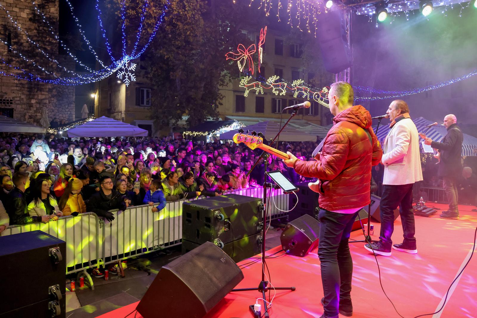 Mladen Grdović koncertom otvorio Advent u Zadru