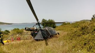 Helikopter prisilno sletio kod Zlarina