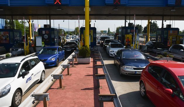 Gužva na naplatnoj postaji Lučko zbog masovnog odlaska turista na Jadransku obalu