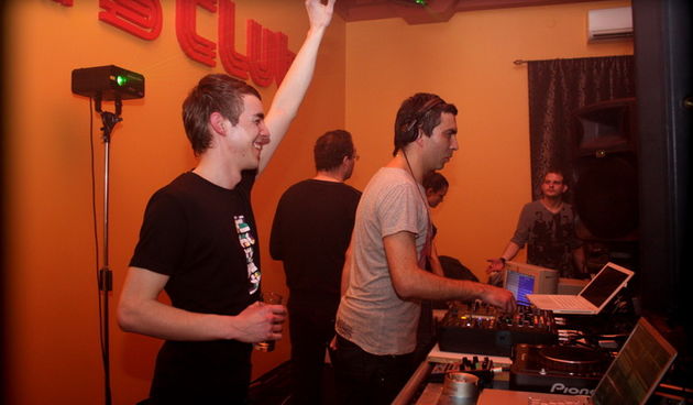 DJ Petar Dundov, DJ Androligic i DJ Mony u Peppers Clubu 5. ozujka, Foto: Iva Idassa