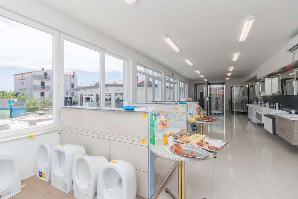 Vrhunska ponuda sanitarija i keramičkih pločica po nevjerojatnim cijenama u novootvorenoj trgovini “Latrina”