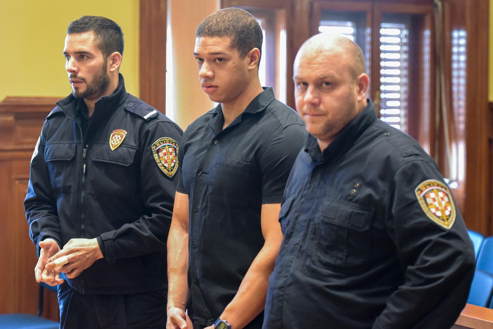 Županijski sud u Zadru: Započelo suđenje britancu Douglasu Caneu