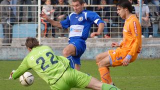 Image 1190255 (auto) Image 1190255 (auto)