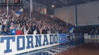 Humanitarno gledanje utakmice Zadar-Cibona u Jazinama Humanitarno gledanje utakmice Zadar-Cibona u Jazinama