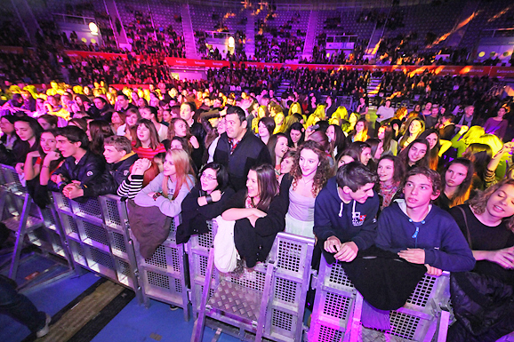 Karlovačko live 2012: Tony Cetinski na Višnjiku (foto:Saša Čuka) Karlovačko live 2012: Tony Cetinski na Višnjiku (foto:Saša Čuka)