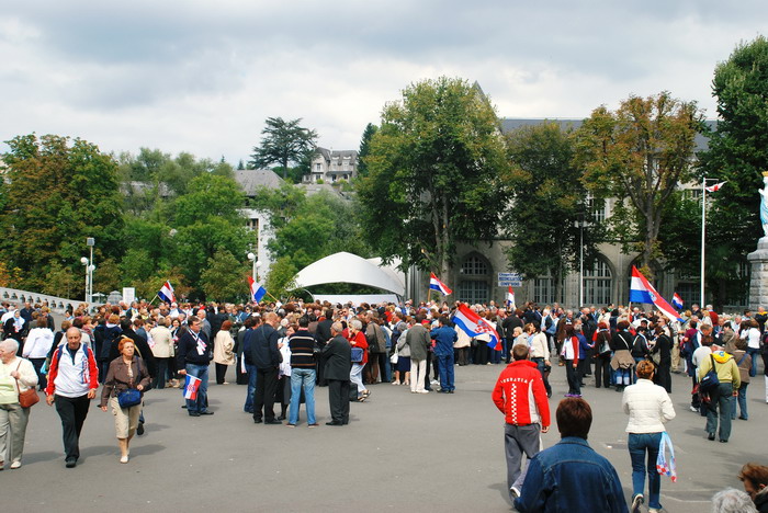 Zadarski vjernici u Lourdesu