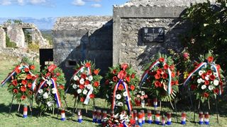 Zadar danas obiljezava 25. obljetnicu obrane Grada. 6. listopada 1991. otporom hrvatskih branitelja sprijecen je prodor srpskih snaga u grad. Kod spomen obiljezja na Dracevcu odrzan je svecani skup. Photo: Dino Stanin/PIXSELL