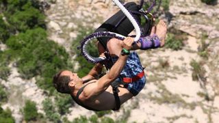 28.6.2014., Maslenica – Gimnasticar Marijo Moznik otvorio je sezonu bungee skokova s Maslenickog mosta. On je izveo dvostruki salto s uronom u more. Photo: Dino Stanin/PIXSELL