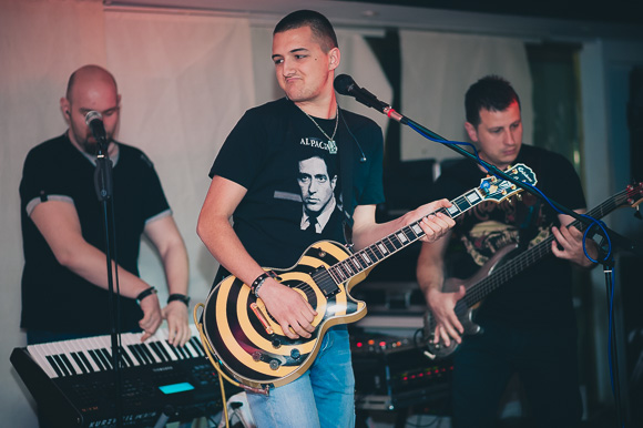 Ana Nikolić @ Hitch bar, 2.5.2015. (Foto: Ivan Toman)