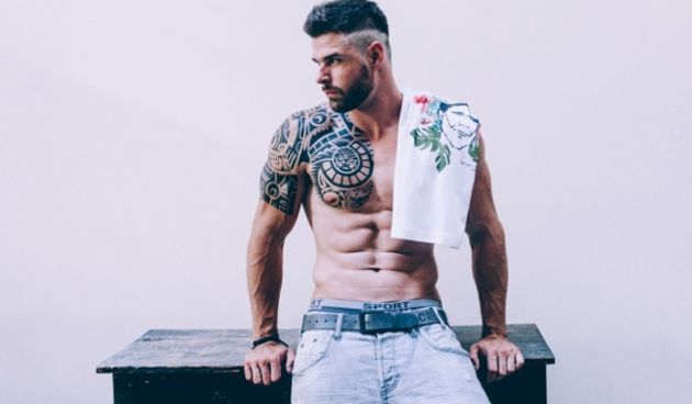 Brand Barba uz pomoć mišičavog Marka Drčića predstavio novu kolekciju majica za frajere, Foto: Zvonimir Ferina