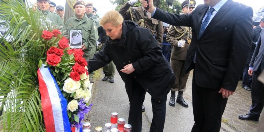 02.05.2015., Borovo Selo – Obiljezavanje 24. obljetnice pogibije 12 hrvatskih redarstvenika u Borovom Selu koji su uhvaceni u od strane pobunjenih Srba. Photo: Davor Javorovic/PIXSELL 02.05.2015., Borovo Selo – Obiljezavanje 24. obljetnice pogibije 12 hrvatskih redarstvenika u Borovom Selu koji su uhvaceni u od strane pobunjenih Srba. Photo: Davor Javorovic/PIXSELL
