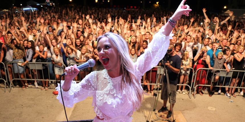 Virska noć 2017 uz koncerte Mladen Grdovića i Maje Šuput