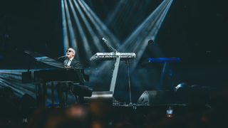 Trijumfalni koncert Saše Matića u rasprodanoj Areni Zagreb Trijumfalni koncert Saše Matića u rasprodanoj Areni Zagreb