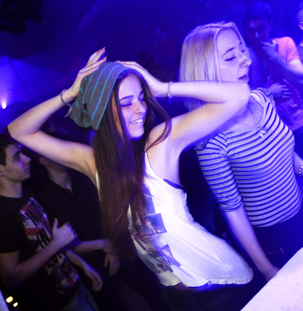 Zagreb, 08.02.2014. – NIGHTLIFE – AQUARIUS – Tri DJ-a (Martyn Negro, Matroda, Stanko Bondža), dva floora, čarobne boje novog lighta i partijaneri raspoloženi za ples do jutra – bila je to formula za dobru zabavu kakva je ove subote vladala u Aquariusu u o Zagreb, 08.02.2014. – NIGHTLIFE – AQUARIUS – Tri DJ-a (Martyn Negro, Matroda, Stanko Bondža), dva floora, čarobne boje novog lighta i partijaneri raspoloženi za ples do jutra – bila je to formula za dobru zabavu kakva je ove subote vladala u Aquariusu u o