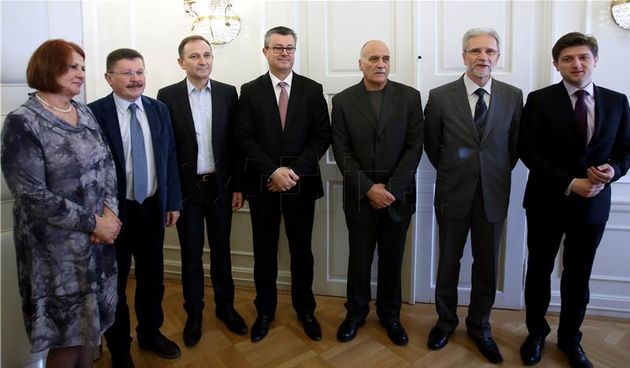 Tihomir Orešković i sindikalni čelnici, Foto: Hina