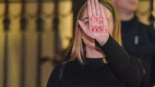 Klub studenata Antifijaka organizirao mirni prosvijed ispred Županijskog suda u Zadru