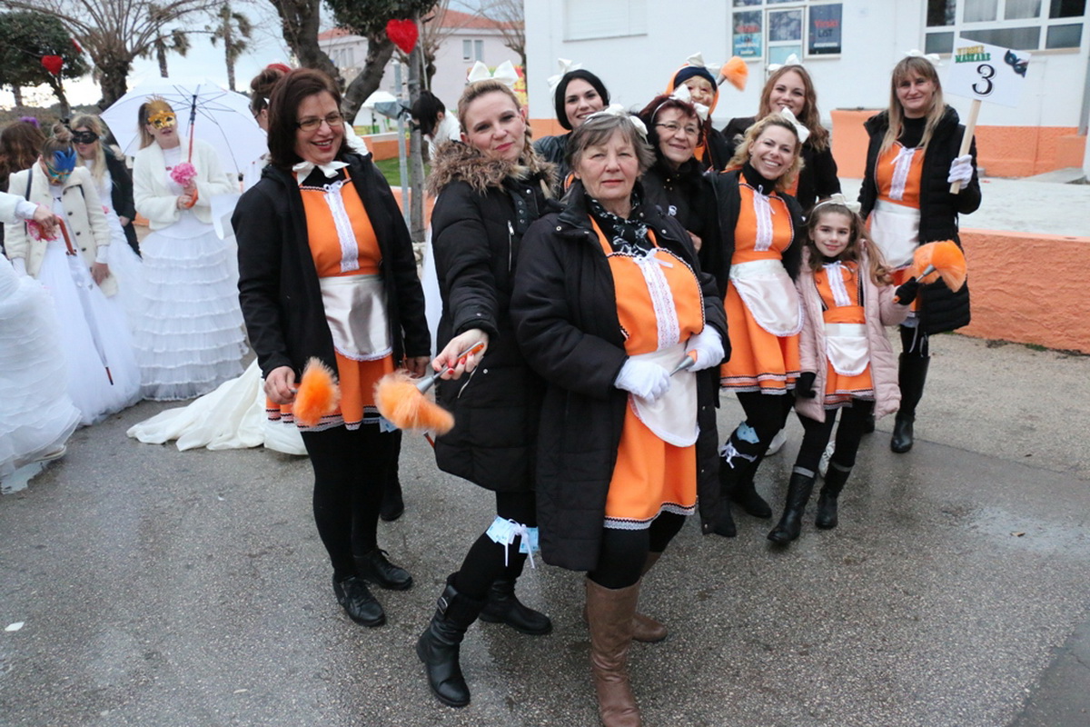 Virske maškare 2018: Defile maškaranih skupina i fešta uz “Koktelse”