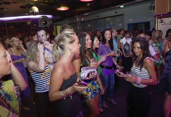 Koncert Jole u Dali baru, 13. kolovoza 2009.