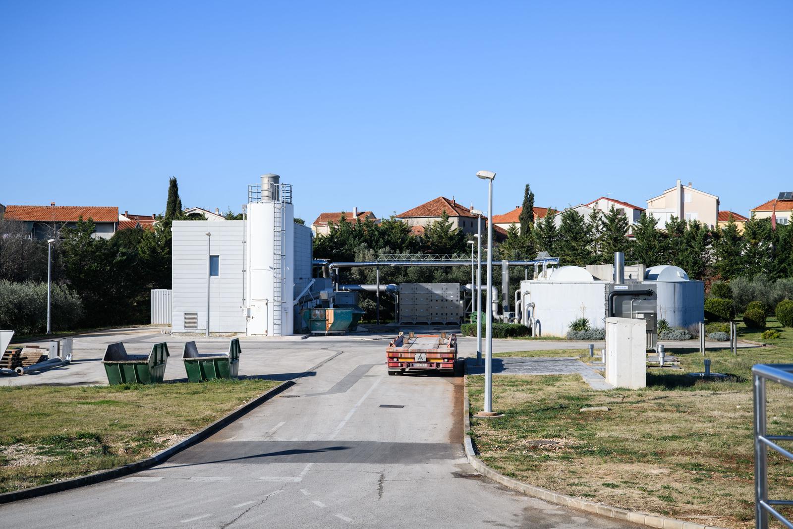 Gradonačelnik Dukić sa suradnicima posjetio gradilište aglomeracije Zadar-Petrčane