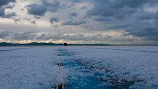 Pozdrav suncu prekriven ledenim pokrivacem 26. studenog 2010, Foto: Leo Banic