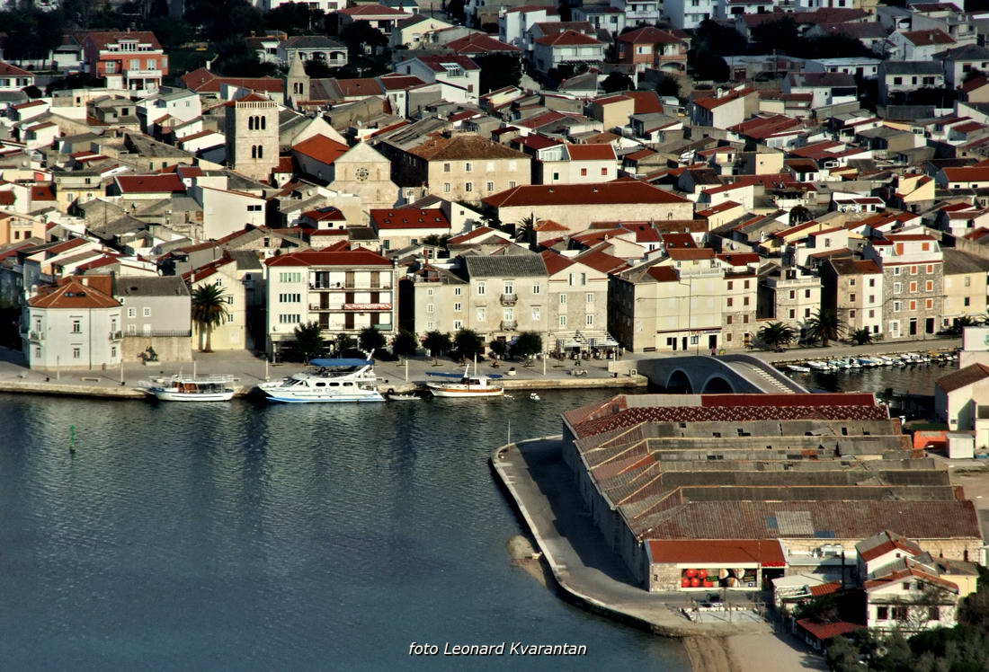 Blagdanski đir po Pagu 1. studenog 2013.  foto: Leonard Kvarantan