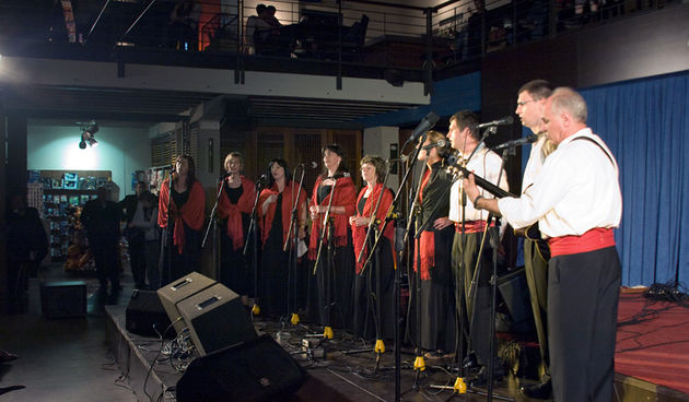 Pisma iz srca, humanitarni koncert u Arsenalu