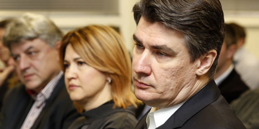 Zagreb, 160313.
4. sjednica Glavnog odbora SDP-a.
Socijaldemokratska partija Hrvatske odrzala cetvrtu sjednicu svoga Glavnog odbora. Obracanje predsjednika SDP-a Zorana Milanovica clanovima Glavnog odbora bit ce otvoreno za novinare, a o zakljuccima ce se Zagreb, 160313.
4. sjednica Glavnog odbora SDP-a.
Socijaldemokratska partija Hrvatske odrzala cetvrtu sjednicu svoga Glavnog odbora. Obracanje predsjednika SDP-a Zorana Milanovica clanovima Glavnog odbora bit ce otvoreno za novinare, a o zakljuccima ce se