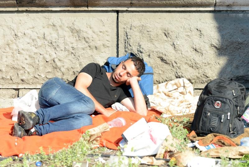 Izbjeglice i imigranti na željezničkom kolodvoru Keleti ulicama Budimpešte, Photo: Marko Jurinec/PIXSELL Izbjeglice i imigranti na željezničkom kolodvoru Keleti ulicama Budimpešte, Photo: Marko Jurinec/PIXSELL
