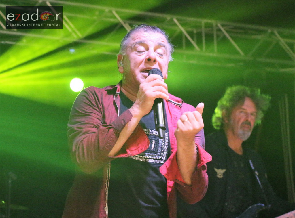 Parni valjak Viranima priredio vrhunsku dvosatnu glazbenu poslasticu Parni valjak Viranima priredio vrhunsku dvosatnu glazbenu poslasticu