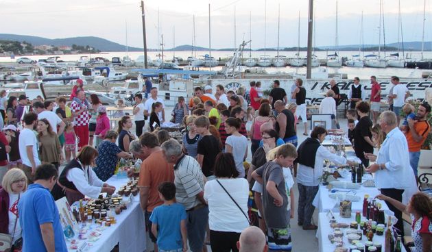 Ljetni Sajam otočnih proizvoda u Tkonu