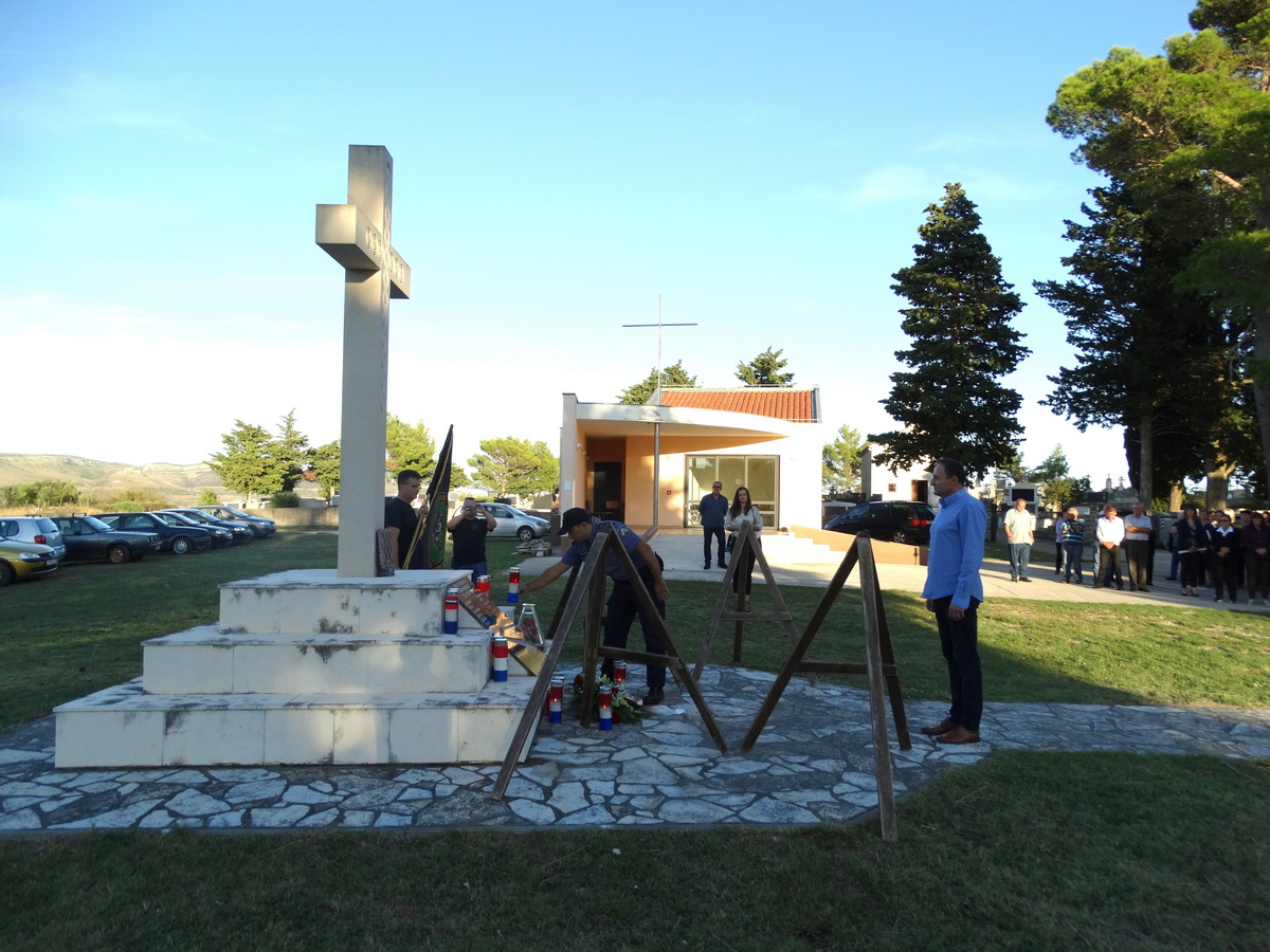 Vukšić: Položeni vijenci za žrtve Domovinskog rata