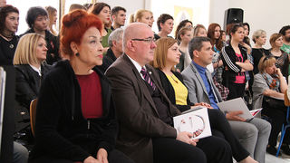 Image 432661 (auto) Image 432661 (auto)