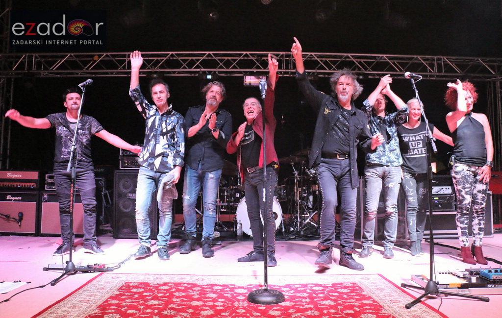 Parni valjak Viranima priredio vrhunsku dvosatnu glazbenu poslasticu Parni valjak Viranima priredio vrhunsku dvosatnu glazbenu poslasticu