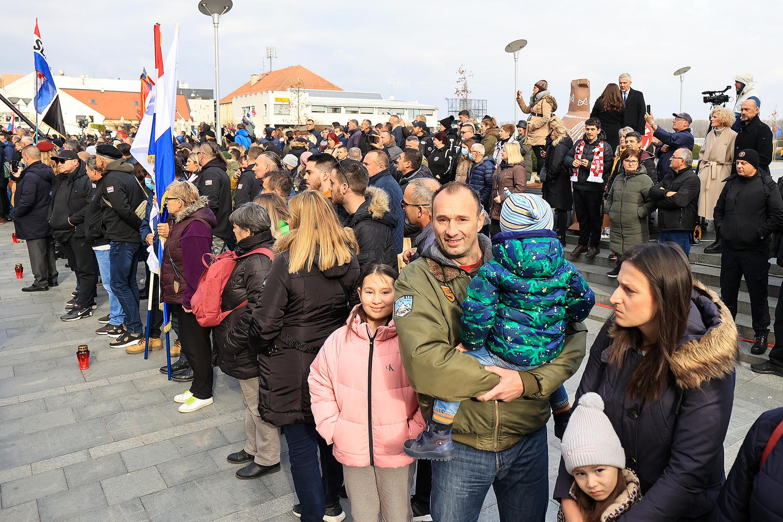 Kolona sjećanja u Vukovaru 18. studenog 2021. Kolona sjećanja u Vukovaru 18. studenog 2021.