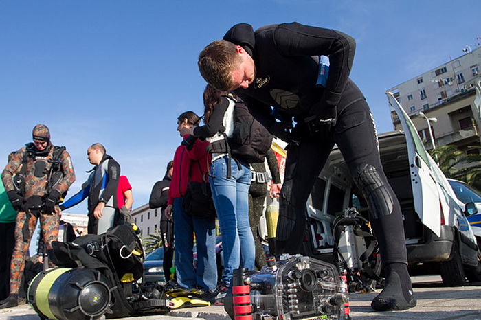 Ronilacki klub Sv. Roko – čišćenje, uvala Jazine, foto: Leo Banić